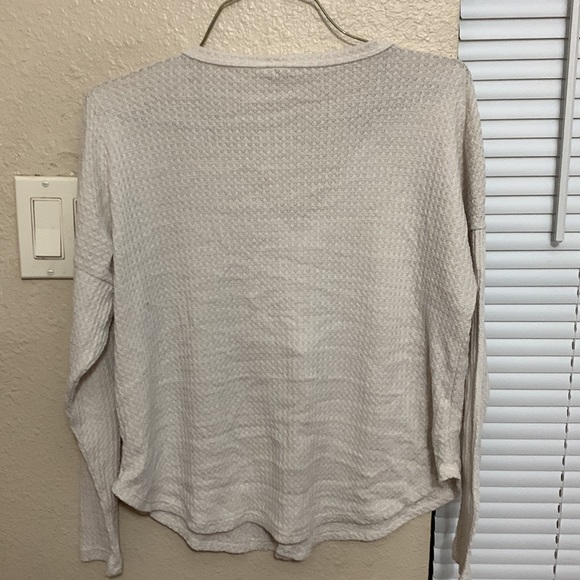 Sky and Sparrow knitted sweater. XS cream color - Picture 2 of 2